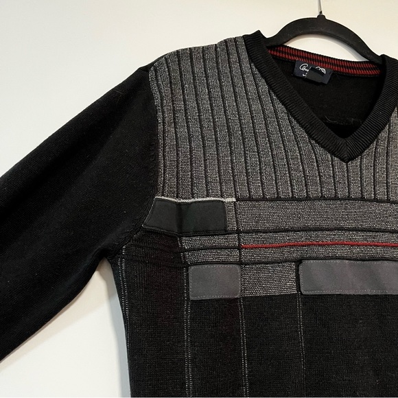 Arnold Palmer | V-Neck Sweater - Picture 2 of 13